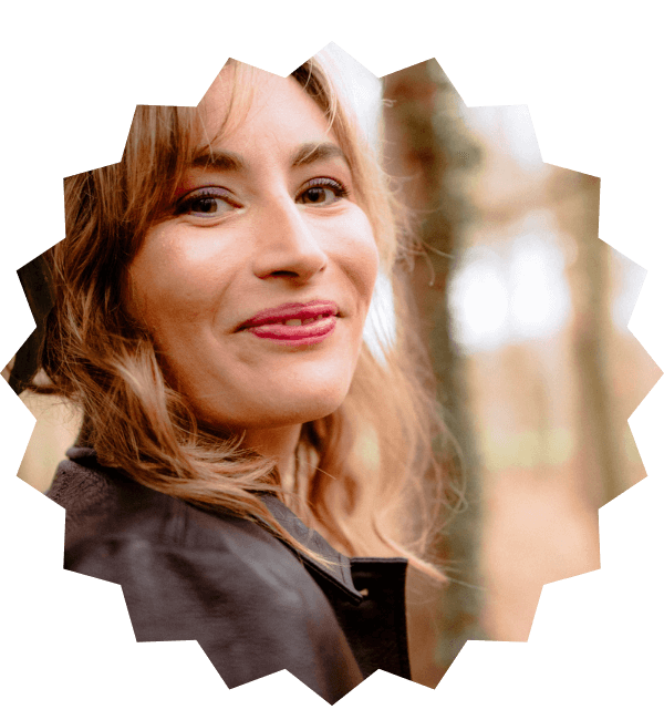 Bee Travailler avec Nina